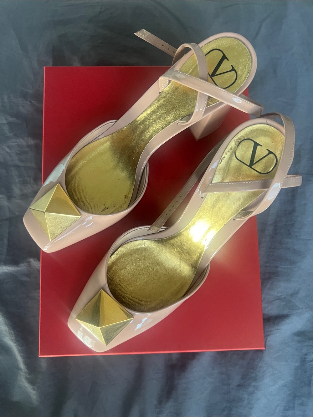 Valentino Rose Cannelle Patent Slingback Block Heels with Gold Pyramid Accent